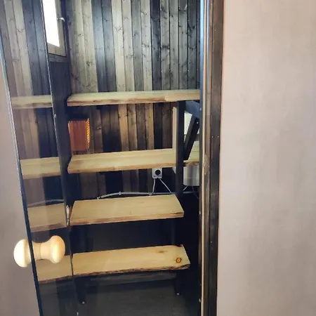 Semesterbostad Tuura